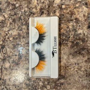 List set 6 pairs included